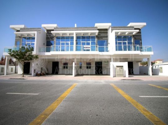 Modern Townhouse at Al Burooj Residence