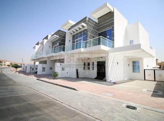 Modern Townhouse at Al Burooj Residence