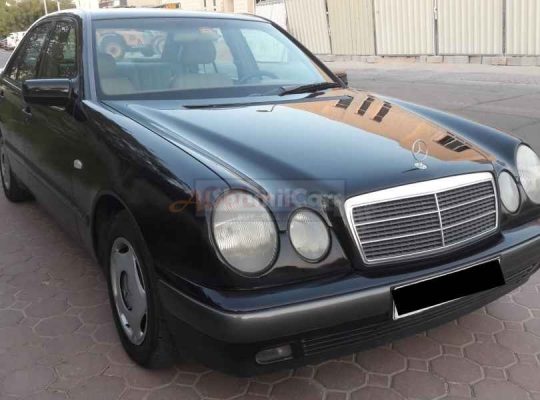 MERCEDES E230 1998, GCC,ACCIDENT FREE,WELL MAINTAINED