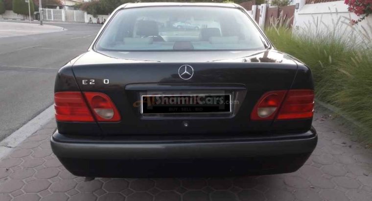 MERCEDES E230 1998, GCC,ACCIDENT FREE,WELL MAINTAINED