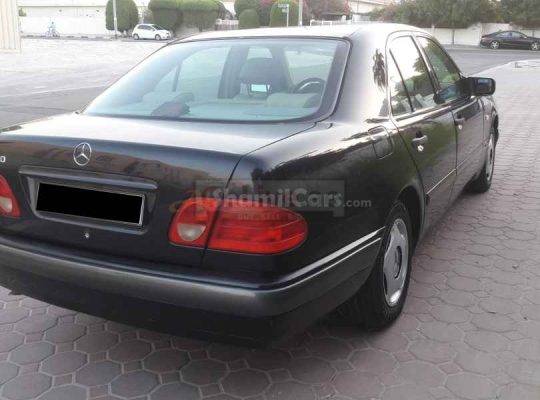 MERCEDES E230 1998, GCC,ACCIDENT FREE,WELL MAINTAINED
