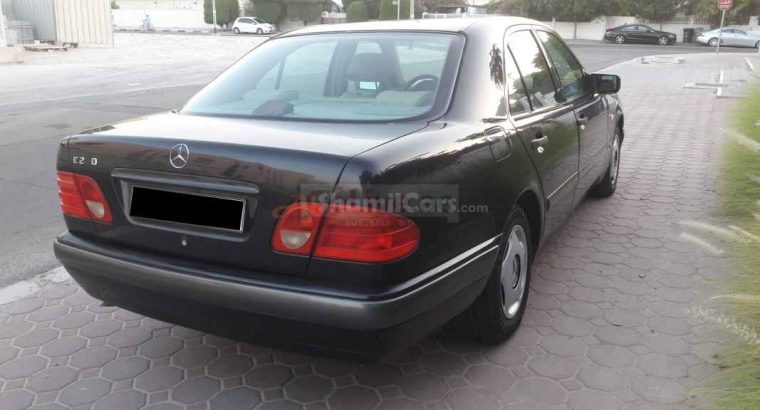 MERCEDES E230 1998, GCC,ACCIDENT FREE,WELL MAINTAINED