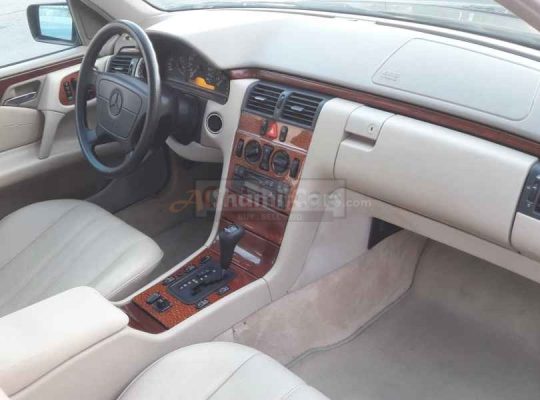MERCEDES E230 1998, GCC,ACCIDENT FREE,WELL MAINTAINED