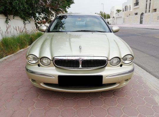 JAGUAR X-TYPE 2006,AWD 3.0, GCC, TOP OF LINE,WELL MAINTAINED,SUNROOF,LEATHER SEATS,ACCIDENT FREE