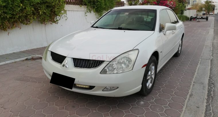 USED MITSUBISHI MAGNA 2005