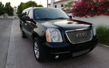 GMC DENALI YUKON XL 2013,TOP OPTION,ACCIDENT FREE,AGENCY MAINTAINED,SUNROOF,LEATHER SEATS