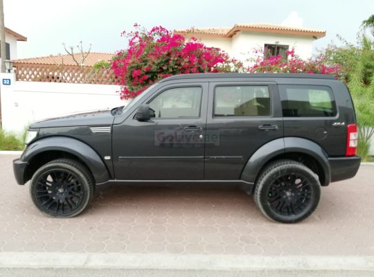 DODGE NITRO 2011,SXT,FULLY AUTOMATIC,4WD,GCC,WELL MAINTAINED