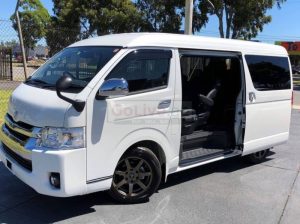 Toyota hiace hiroof 15 seater with driver for tour and rent