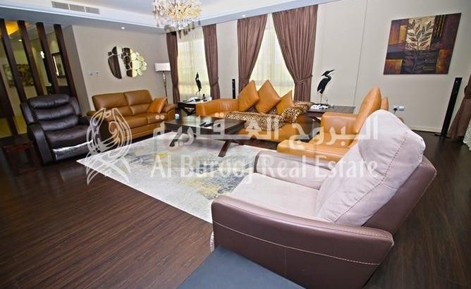 Impeccable Villa- Furnished-Move In Today