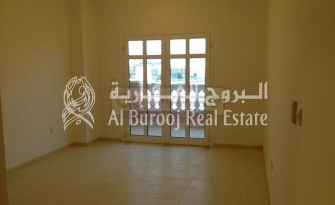 Large and Vacant Apartment at Seasons Community