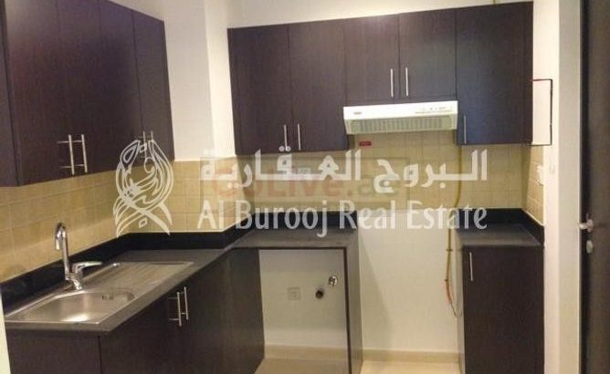 Large and Vacant Apartment at Seasons Community