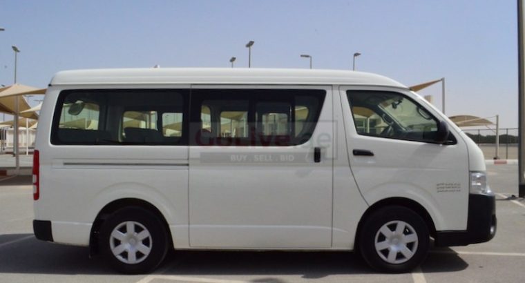 Toyota hiace hiroof 15 seater for rent