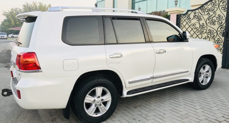 Toyota landcruiser 4.6 V8 GXR