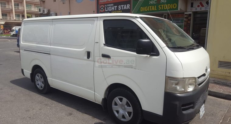 TOYOTA HIACE DELIVERY VAN – 2011