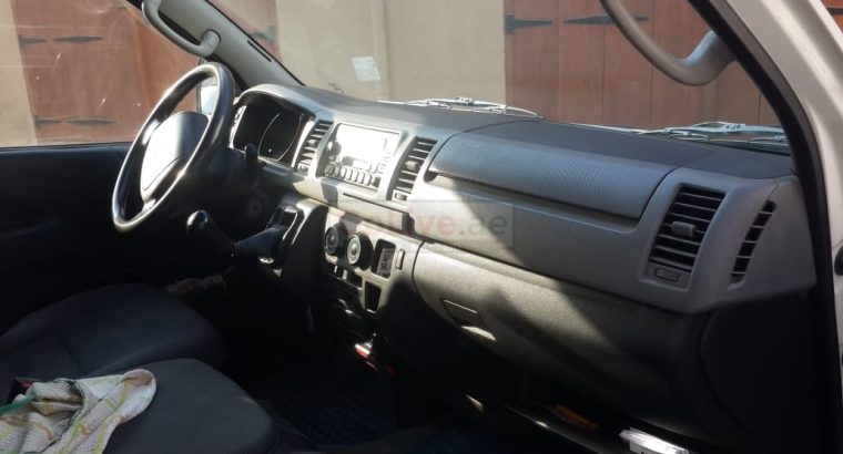 TOYOTA HIACE DELIVERY VAN – 2011