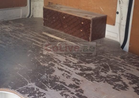 TOYOTA HIACE DELIVERY VAN – 2011