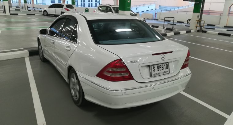 MERCEDES BENZ C320 2000/FULL OPTION