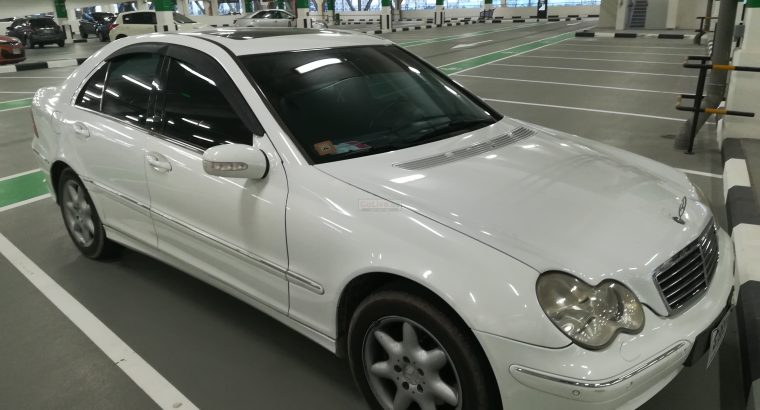 MERCEDES BENZ C320 2000/FULL OPTION