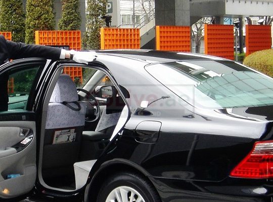 CAR LIFT in dubai 054 3046985