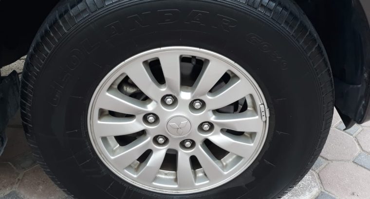 Mitsubishi Pajero 2014 Only 30000 kms, New Battery, Bluetooth, DVDs