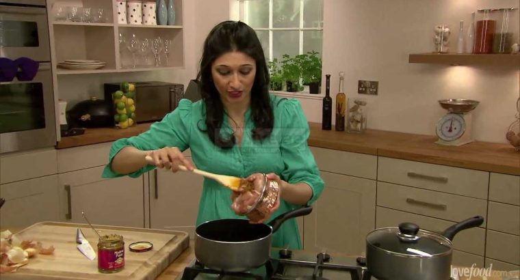 Pakistan female Cook available