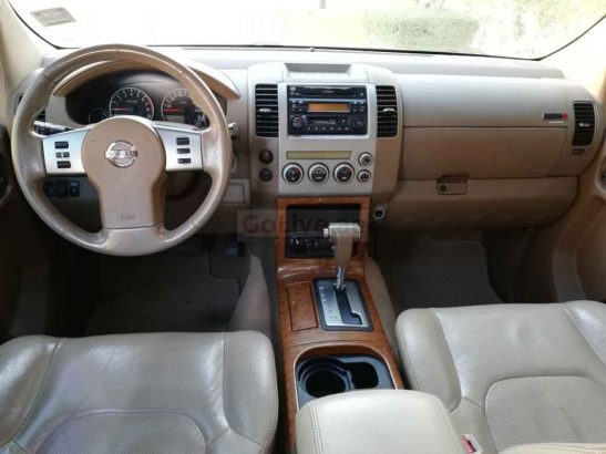 NISSAN PATHFINDER LE 2007,FOUR WHEEL DRIVE,GCC,SUNROOF,LEATHER SEATS,07 SEATS