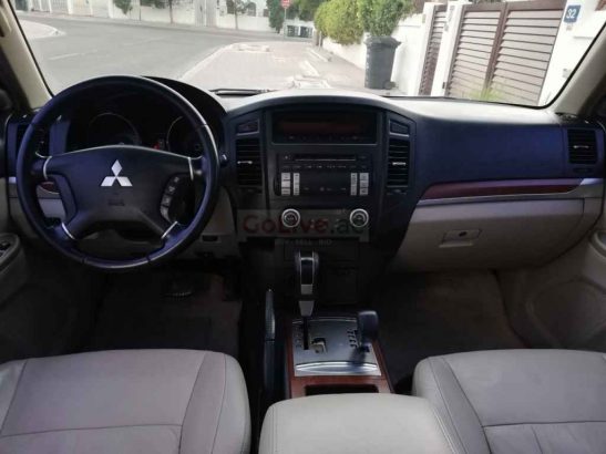 MITSUBISHI PAJERO 2008 FULL OPTION,FACE LIFTED 2016,SUNROOF,LEATHER SEATS,ACCIDENT FREE