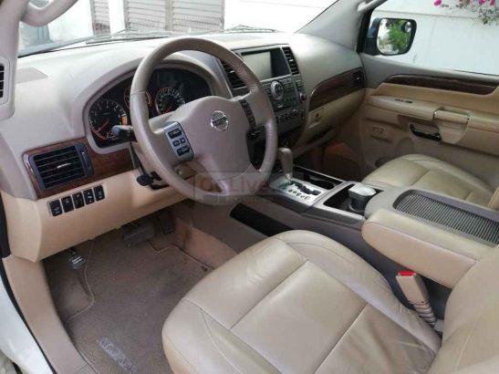 NISSAN ARMADA LE 2010,GCC,TOP OF THE LINE,LOW MILEAGE,ACCIDENT FREE,ORIGINAL PAINT