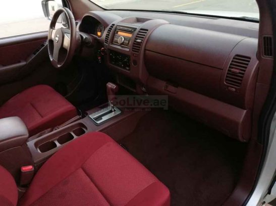 NISSAN NAVARA 2014,SE GCC,AUTOMATIC,ACCIDENT FREE,AGENCY MAINTAINED,93000KM ONLY