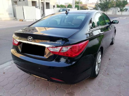 HYUNDAI SONATA 2012,GCC,NO 1 OPTION,PANORAMIC SUNROOF,LEATHER SEATS,WELL MAINTAINED