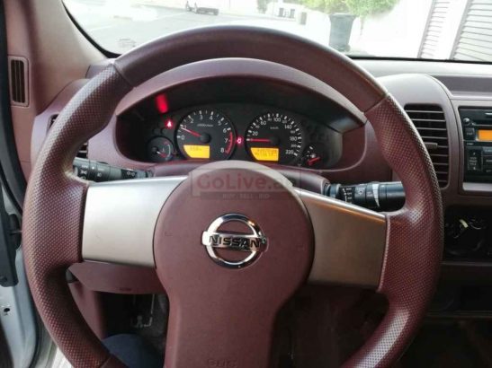 NISSAN NAVARA 2014,SE GCC,AUTOMATIC,ACCIDENT FREE,AGENCY MAINTAINED,93000KM ONLY
