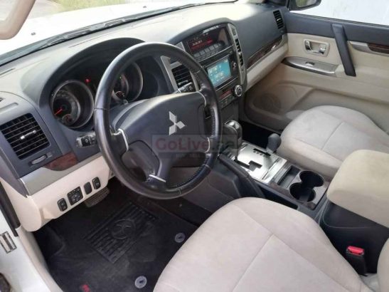MITSUBISHI PAJERO 2016,GLS 3.5L,V6,55000KM,AGENCY MAINTAINED,ACCIDENT FREE