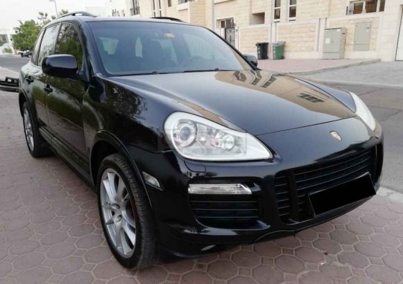 PORSCHE CAYENNE GTS 2009,TOP OF THE LINE,GCC,ACCIDENT FREE,WELL MAINTAINED