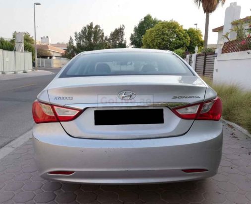 HYUNDAI SONATA 2012,GCC,ACCIDENT FREE,ORIGINAL PAINT,WELL MAINTAINED