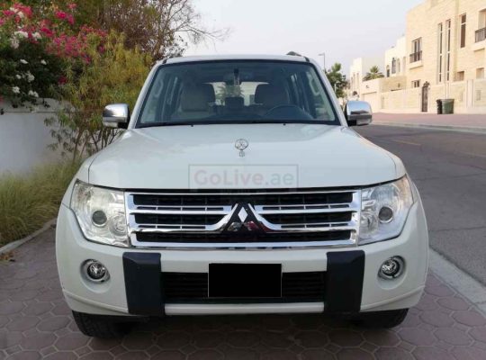 MITSUBISHI PAJERO 2010,GLS 3.5L,V6,TOP OF THE LINE,SUNROOF,LEATHER SEATS,WELL MAINTAINED