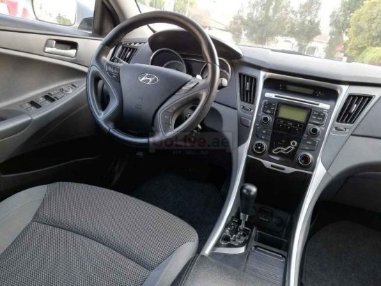 HYUNDAI SONATA 2012,GCC,ACCIDENT FREE,ORIGINAL PAINT,WELL MAINTAINED