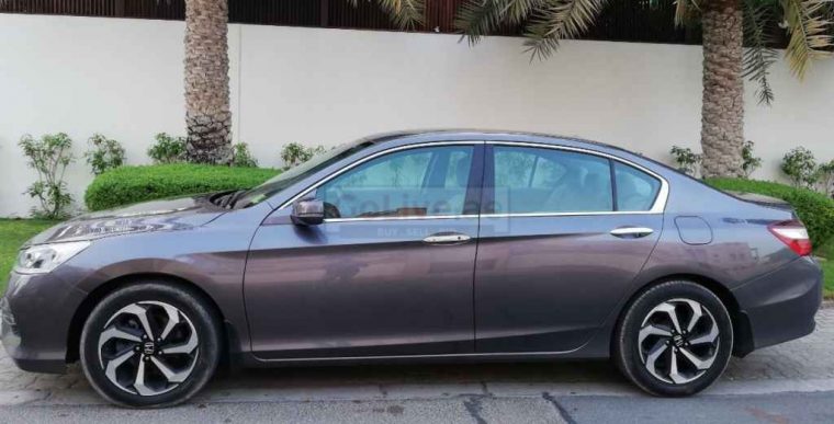 HONDA ACCORD 2017, TOP OF THE LINE, SUNROOF, LEATHER SEATS, FRESH IMPORT, EXCELLENT CONDITION