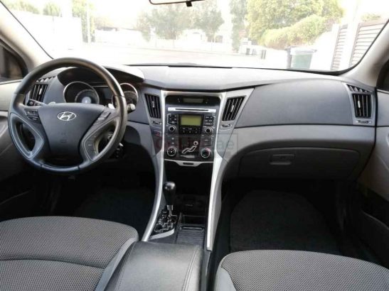 HYUNDAI SONATA 2012,GCC,ACCIDENT FREE,ORIGINAL PAINT,WELL MAINTAINED