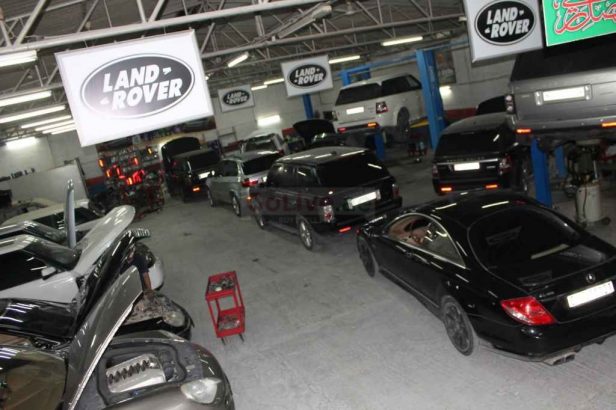 Land Rover Range Rover Cars Maintenance Workshop & Repair Service Center Sharjah