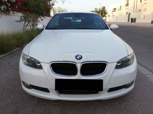 BMW 320I 2009,HARD TOP CONVERTIBLE,112000KM ONLY,WELL MAINTAINED