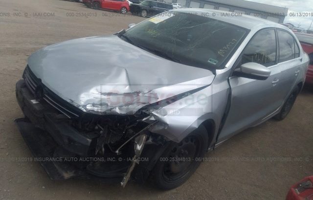 2013 Volkswagen‬ Jetta Usa Import for sale only for AED 12500