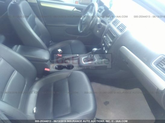 2013 Volkswagen‬ Jetta Usa Import for sale only for AED 12500