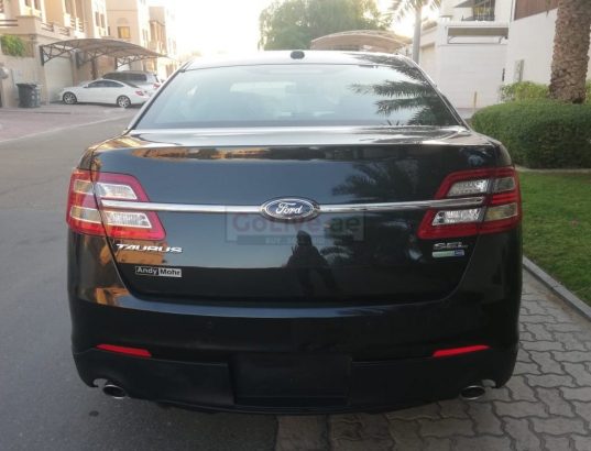 FORD TAURUS 2015 SEL MID OPTION,AWD,FRESH IMPORT,ACCIDENT FREE,MINT CONDITION