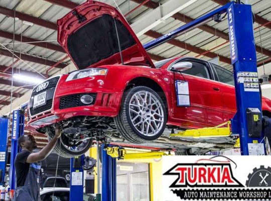 Land Rover Range Rover Oil Change Service Offer just 300 AED at Turkia Auto Workshop