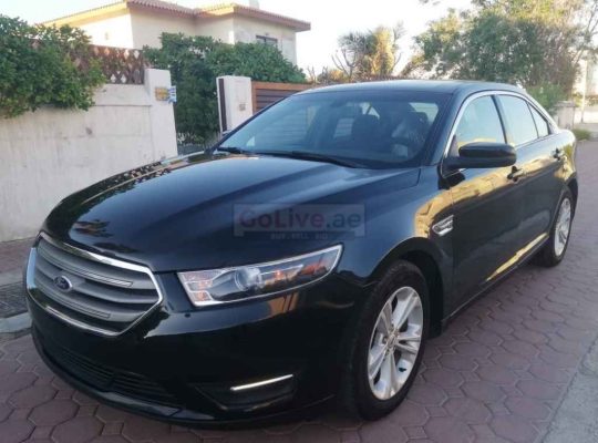 FORD TAURUS 2015 SEL MID OPTION,AWD,FRESH IMPORT,ACCIDENT FREE,MINT CONDITION