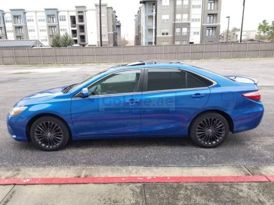 Fairly used Toyota Camry SE 2016 available