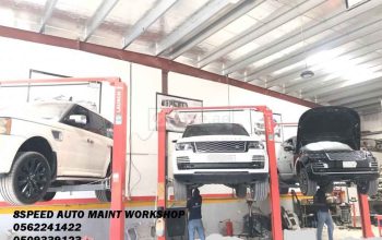 Specialists Range Rover Al Surah Al Thaminah Auto Maint Workshop in Sharjah UAE