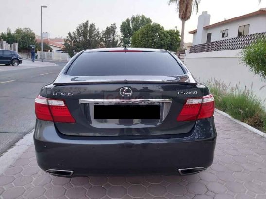 LEXUS LS 460 2007,TOP OF THE LINE.PERFECT CONDITION,SUNROOF,LEATHER SEATS