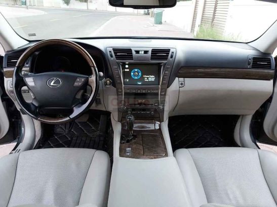 LEXUS LS 460 2007,TOP OF THE LINE.PERFECT CONDITION,SUNROOF,LEATHER SEATS