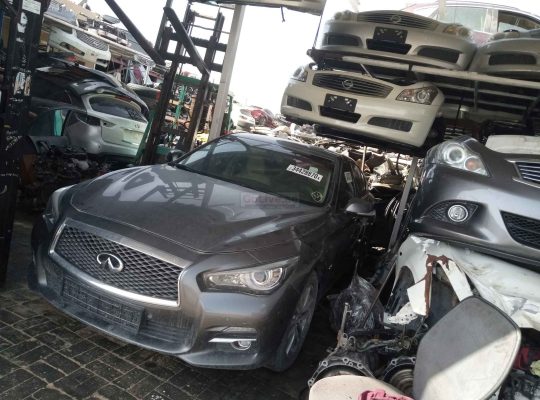 infiniti used parts ( Sharjah Used Auto Parts Market )